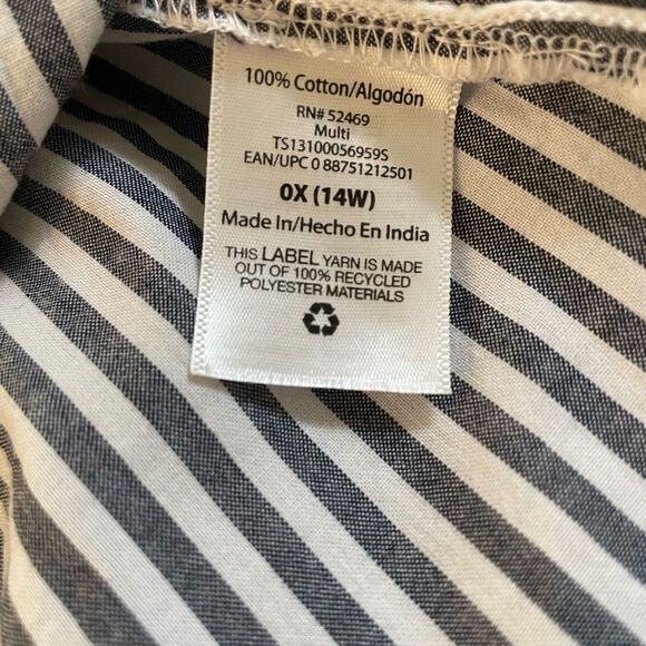 Terra & Sky Gray and White Puff Sleeve Blouse - Picture 7 of 8